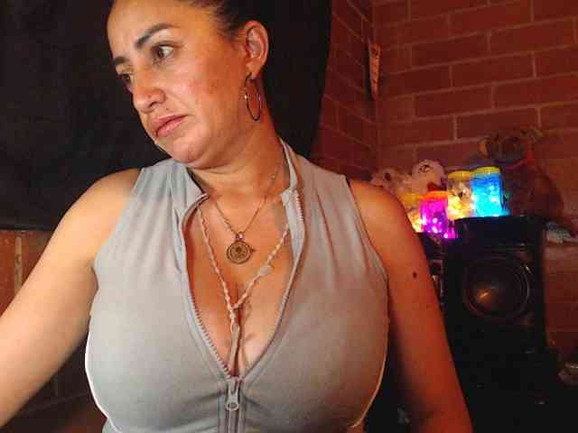 AlexandrinaFenix webcam