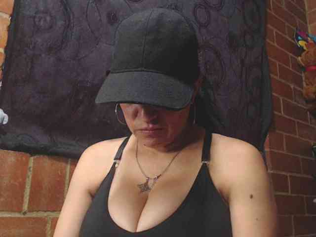 AlexandrinaFenix webcam