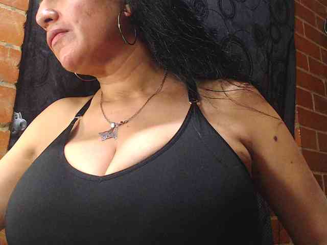 AlexandrinaFenix webcam