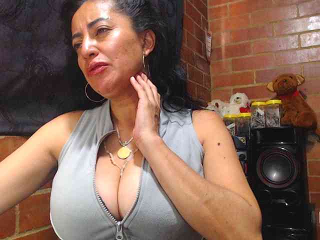 AlexandrinaFenix webcam