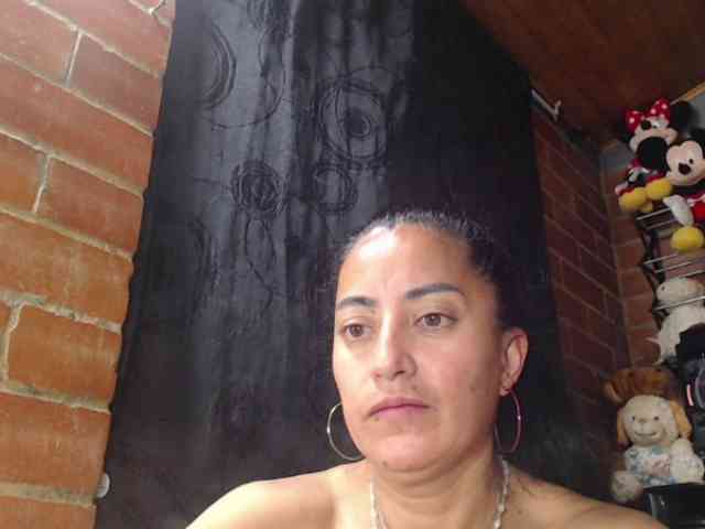 AlexandrinaFenix webcam