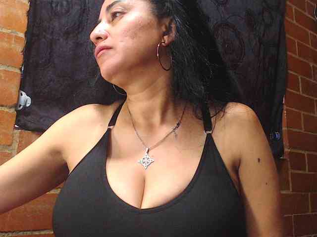 AlexandrinaFenix webcam