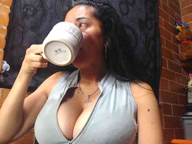 AlexandrinaFenix webcam