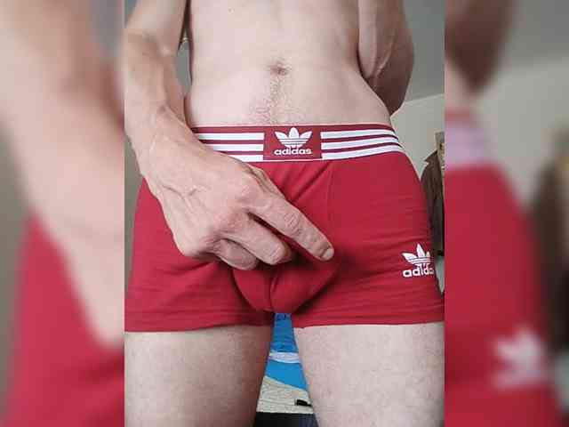 Falos39 Live Webcam on BongaCams