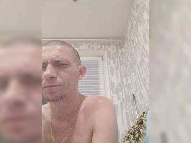 Falos39 Live Webcam on BongaCams
