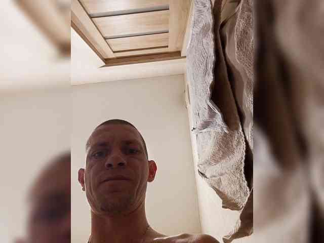 Falos39 Sex Cam Show