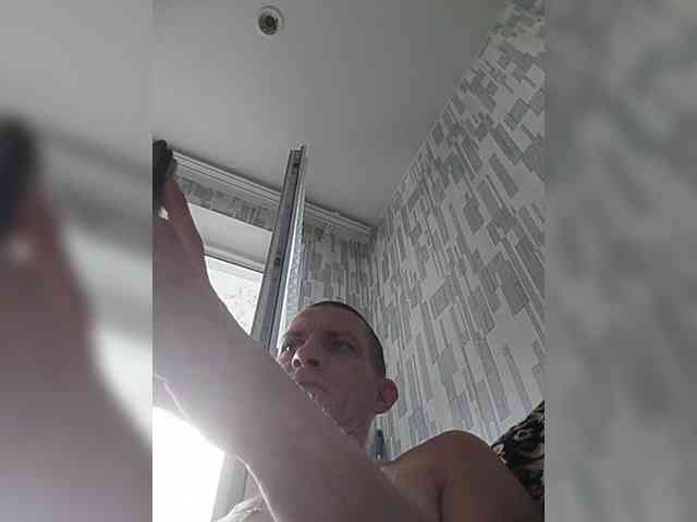 Falos39 Live Webcam on BongaCams