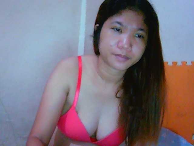 yummyflirtpussy live cam on BongaCams