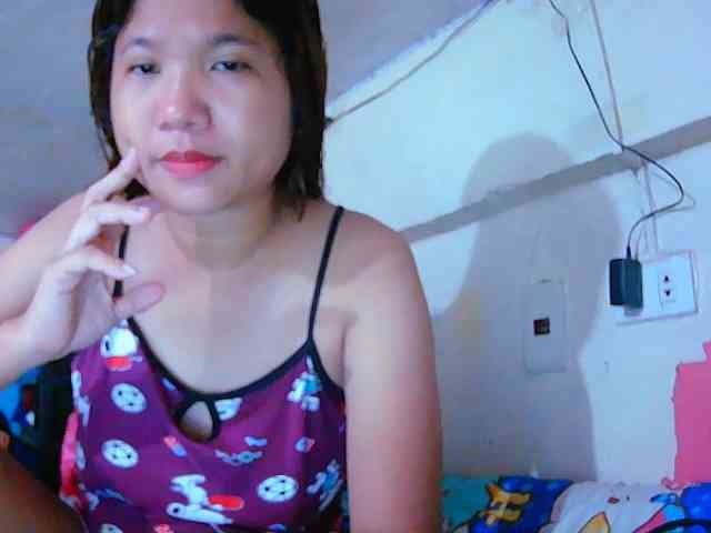yummyflirtpussy webcam