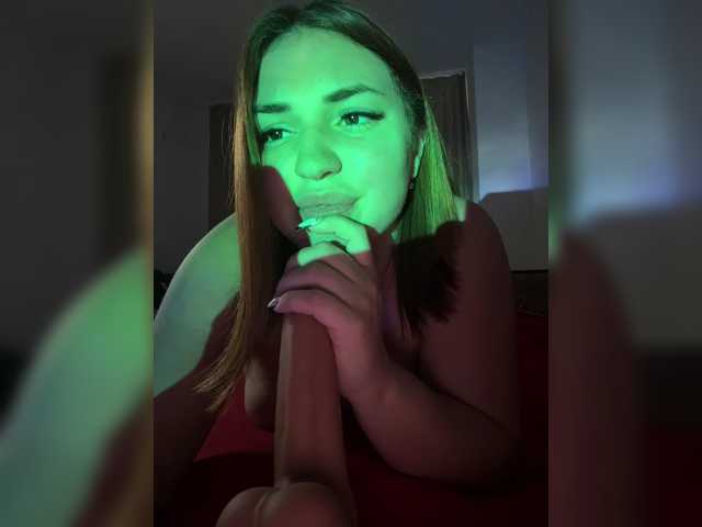 -Monika-, en directo ahora en BongaCams