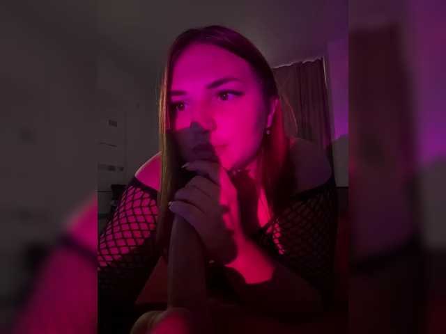 -Monika-, en directo ahora en BongaCams