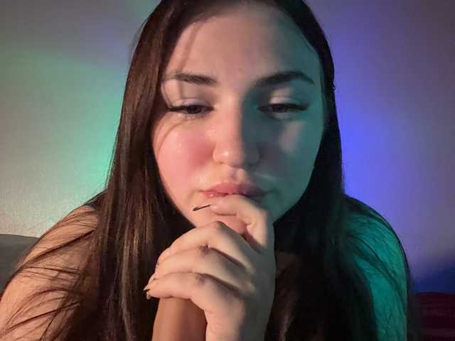 -monika- cam belle