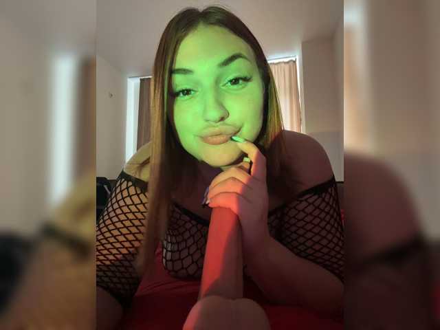 -Monika-, en directo ahora en BongaCams