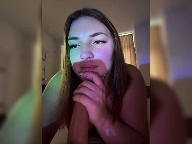 -Monika- live cam preview