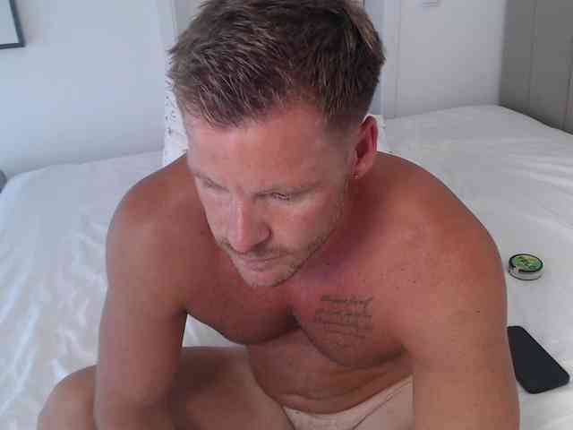 sexyandmarried sexyandmarried