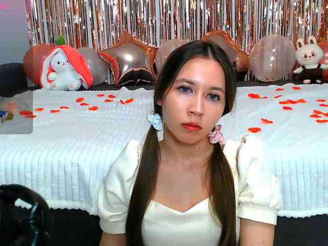 -KrissX- webcam