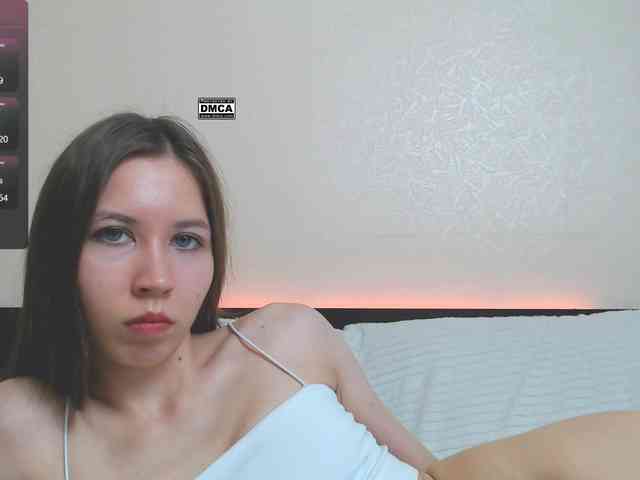 -KrissX- webcam