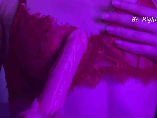 -KrissX- webcam