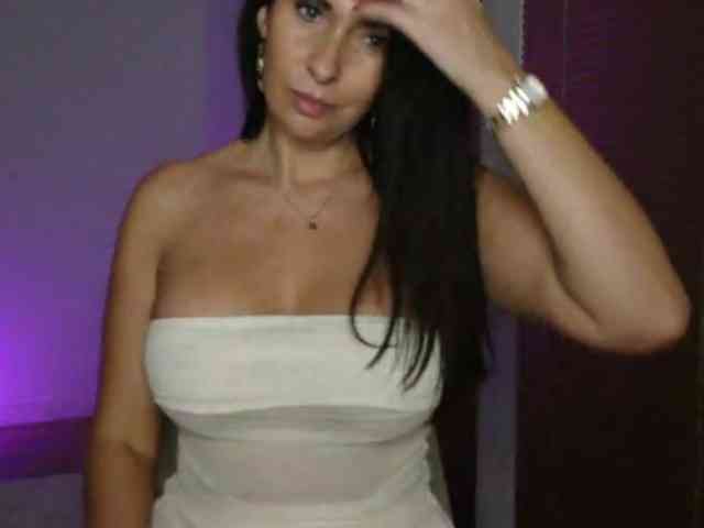 Model: BiancaLux
