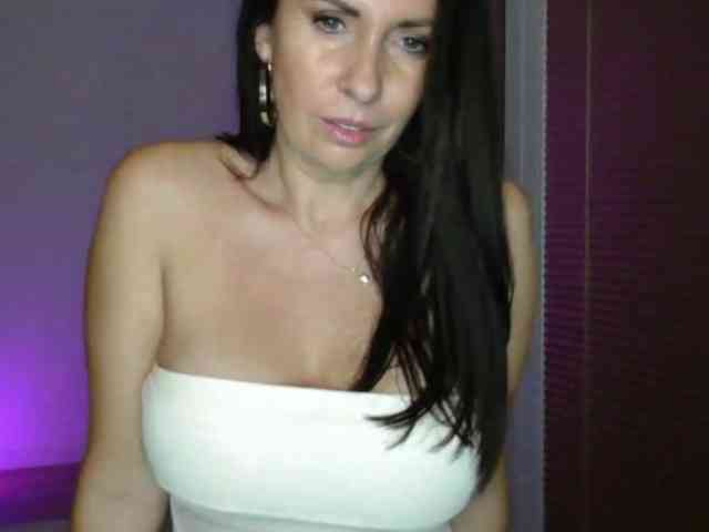 Model: BiancaLux
