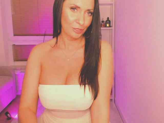 Model: BiancaLux