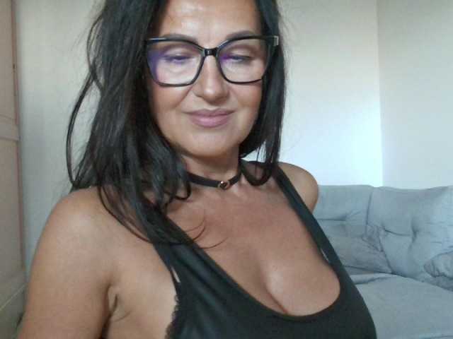 MilfRalia Live Cam su BongaCams