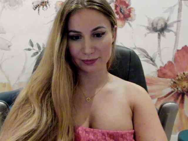 SweetMirande webcam