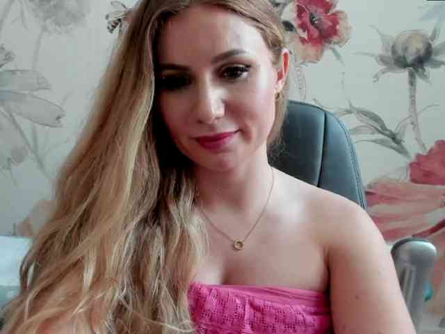 SweetMirande webcam