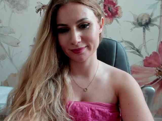 SweetMirande webcam