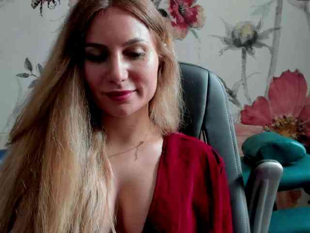 SweetMirande webcam