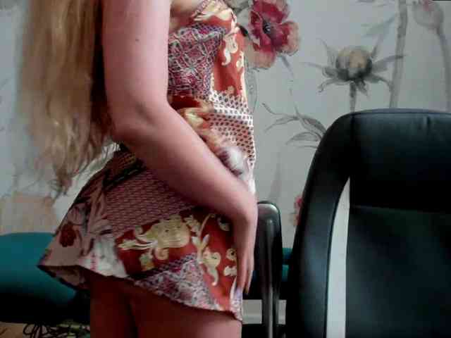SweetMirande webcam