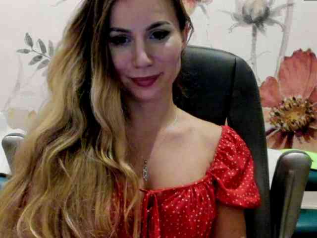 SweetMirande webcam