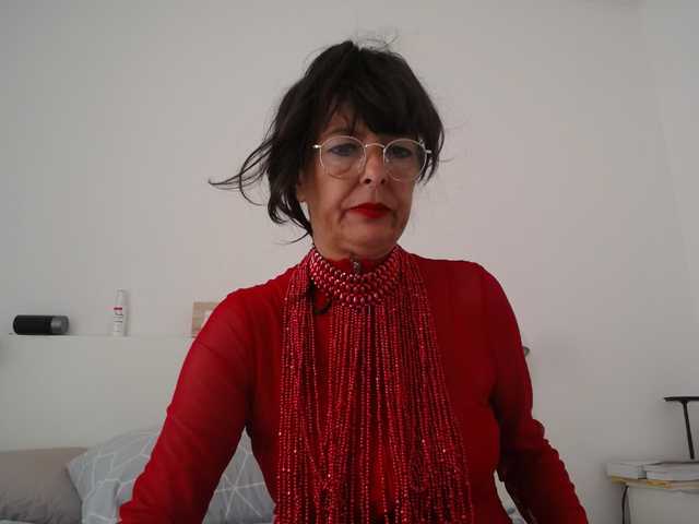 Maitresse-Elsa live cam on BongaCams