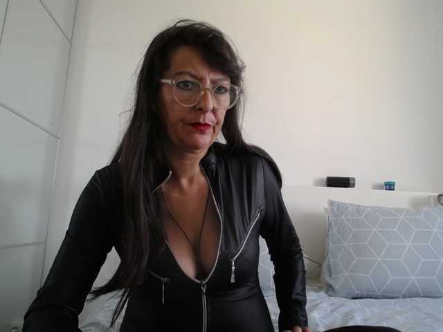 Maitresse-Elsa live cam on BongaCams