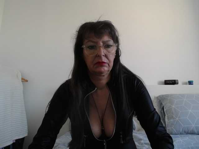 Maitresse-Elsa live cam on BongaCams