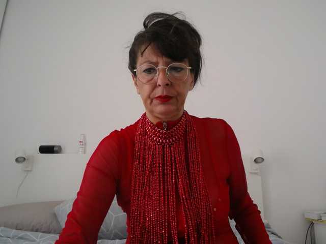 Maitresse-Elsa live cam on BongaCams