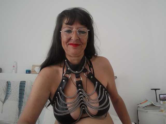 Maitresse-Elsa live cam on BongaCams