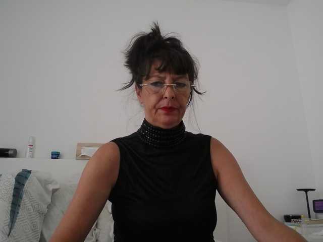 Maitresse-Elsa live cam on BongaCams