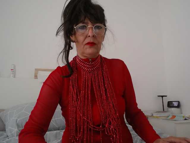 Maitresse-Elsa live cam on BongaCams