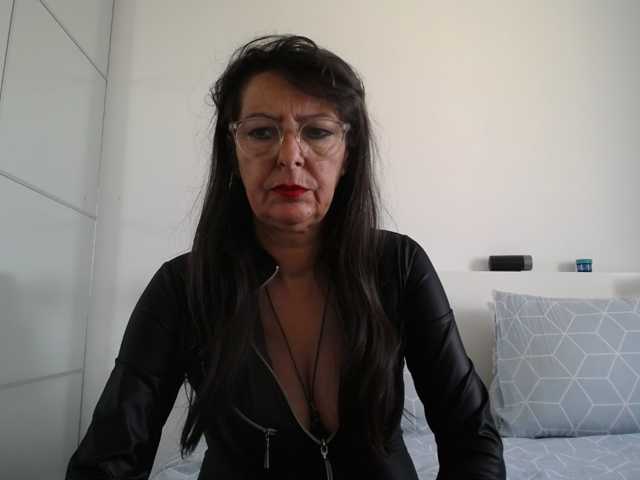 Maitresse-Elsa live cam on BongaCams