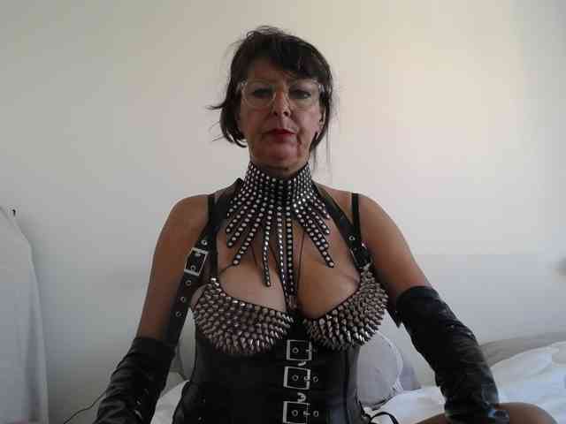 Maitresse-Elsa webcam