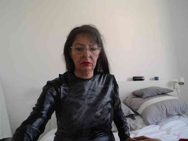 Maitresse-Elsa webcam