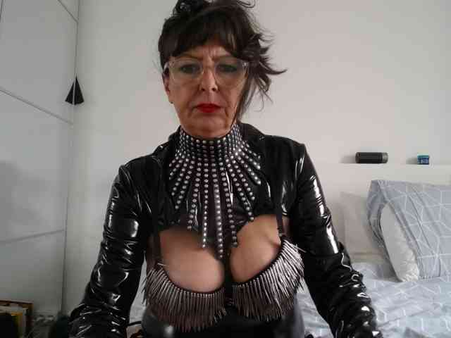 Modelo: Maitresse-Elsa