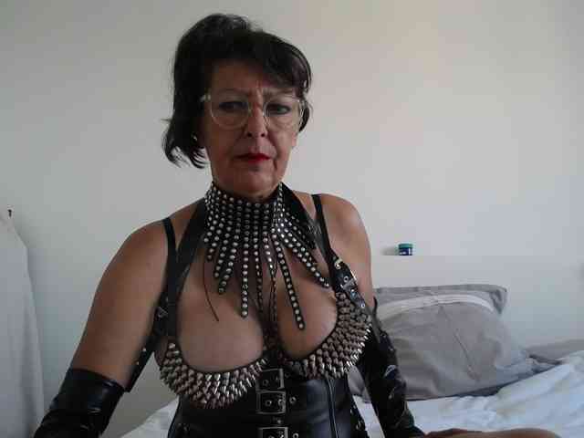 Maitresse-Elsa webcam