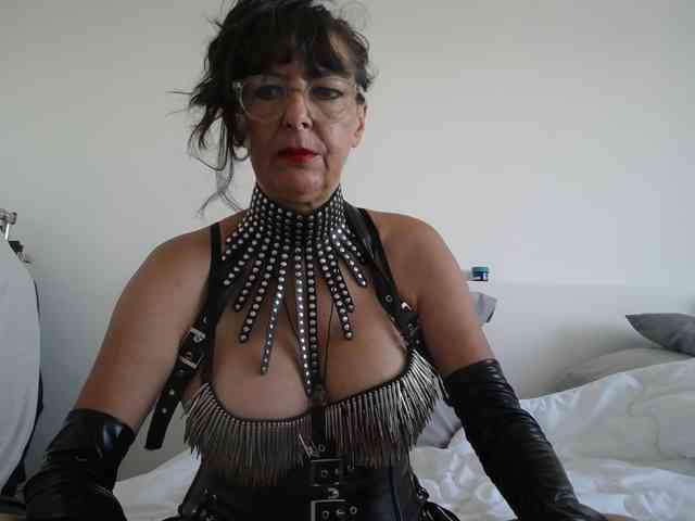Maitresse-Elsa webcam