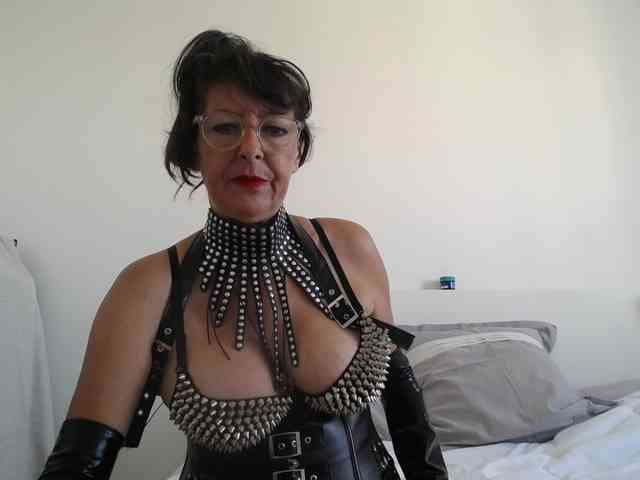 Maitresse-Elsa webcam