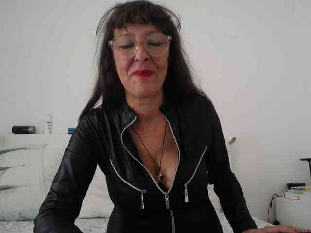 Maitresse-Elsa webcam