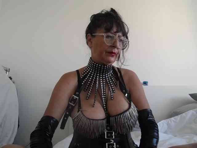 Modelo: Maitresse-Elsa