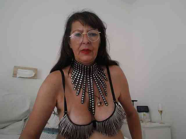 Modèle: Maitresse-Elsa