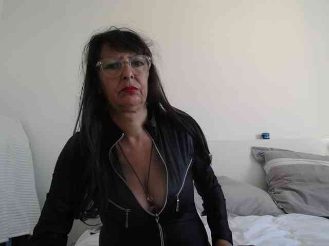 Maitresse-Elsa webcam
